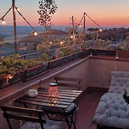 Il Giglio B&B Pienza Bagian luar foto