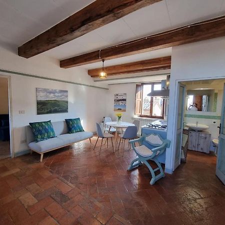 Il Giglio B&B Pienza Bagian luar foto