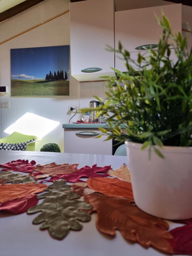 Il Giglio B&B Pienza Bagian luar foto