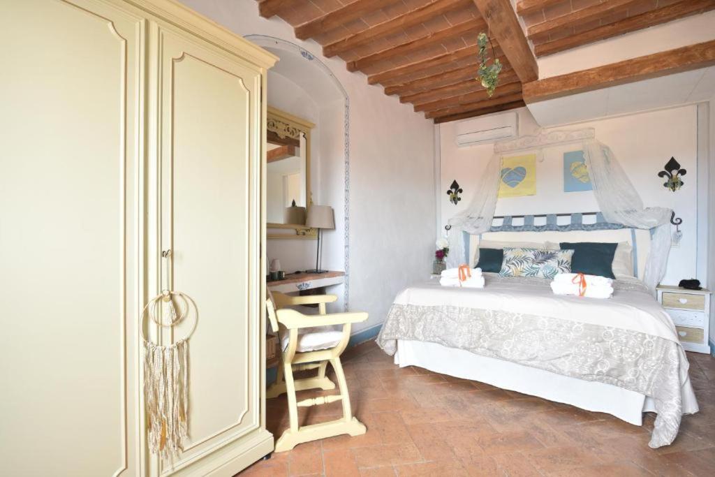 Il Giglio B&B Pienza Bagian luar foto