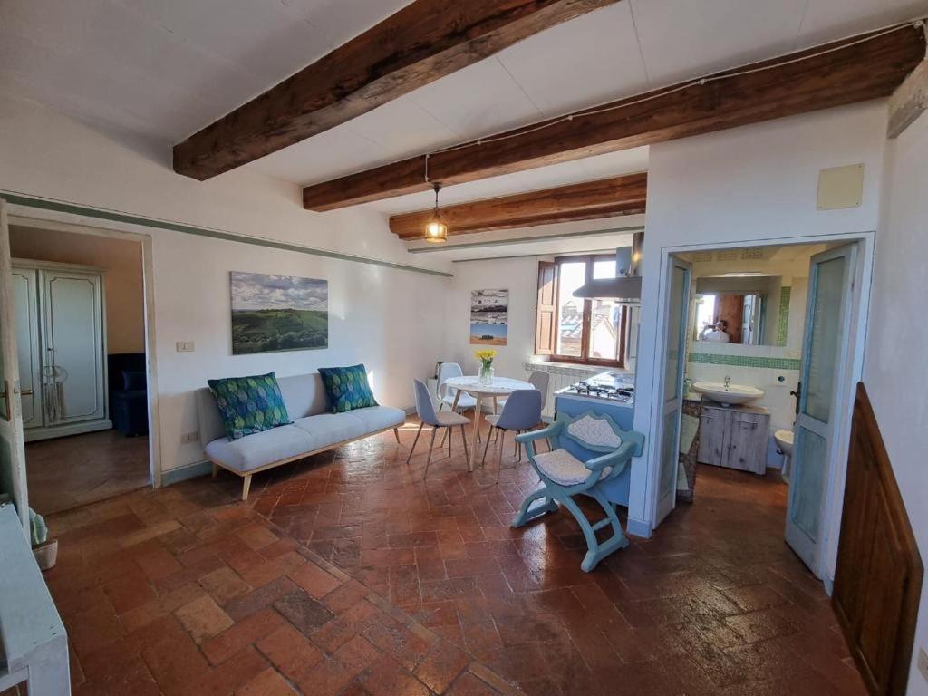 Il Giglio B&B Pienza Bagian luar foto