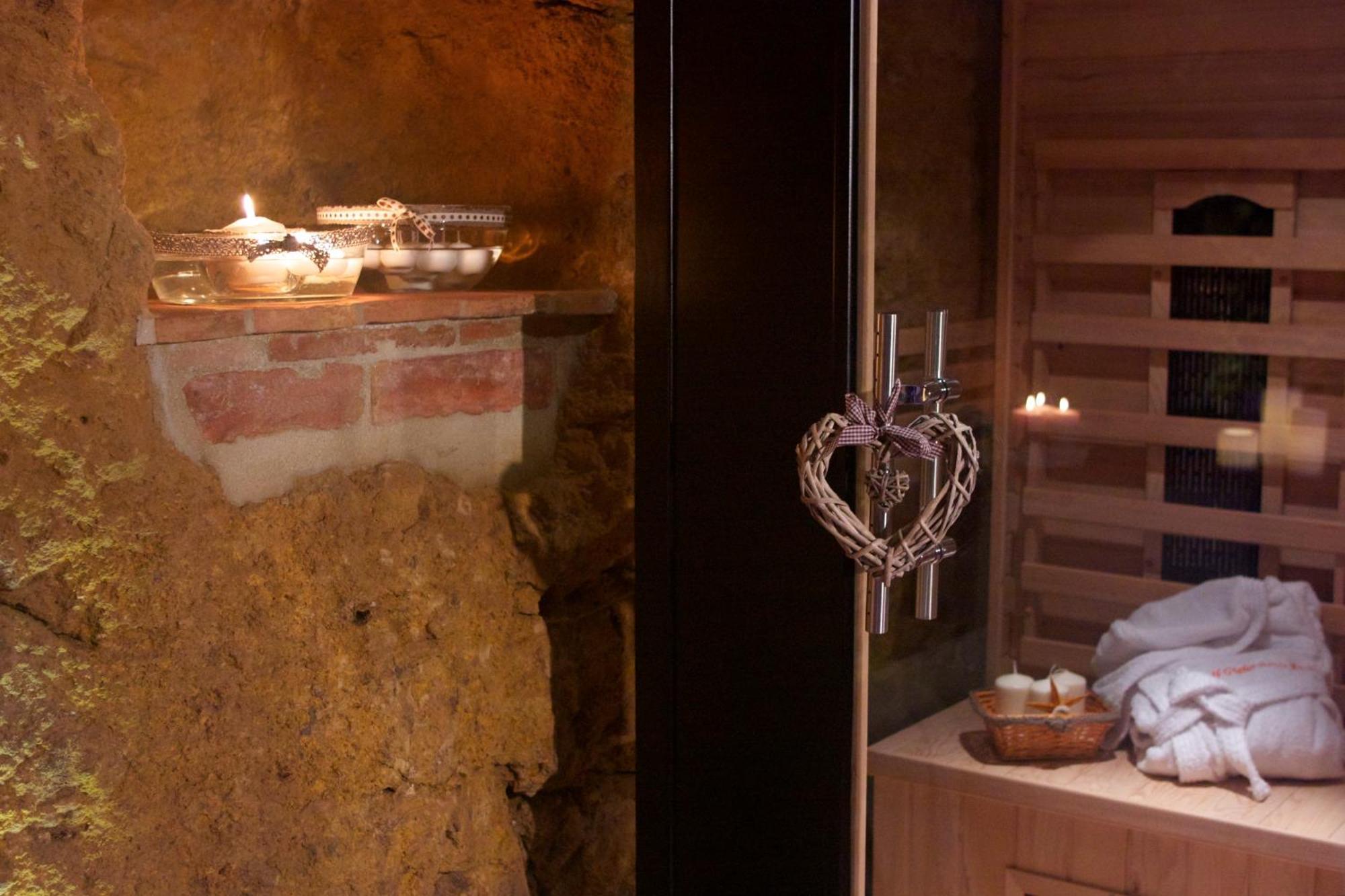 Il Giglio B&B Pienza Bagian luar foto