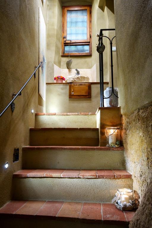Il Giglio B&B Pienza Bagian luar foto