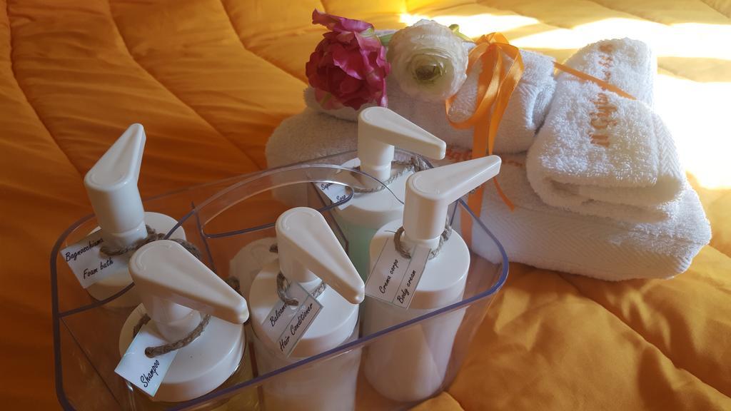 Il Giglio B&B Pienza Bagian luar foto